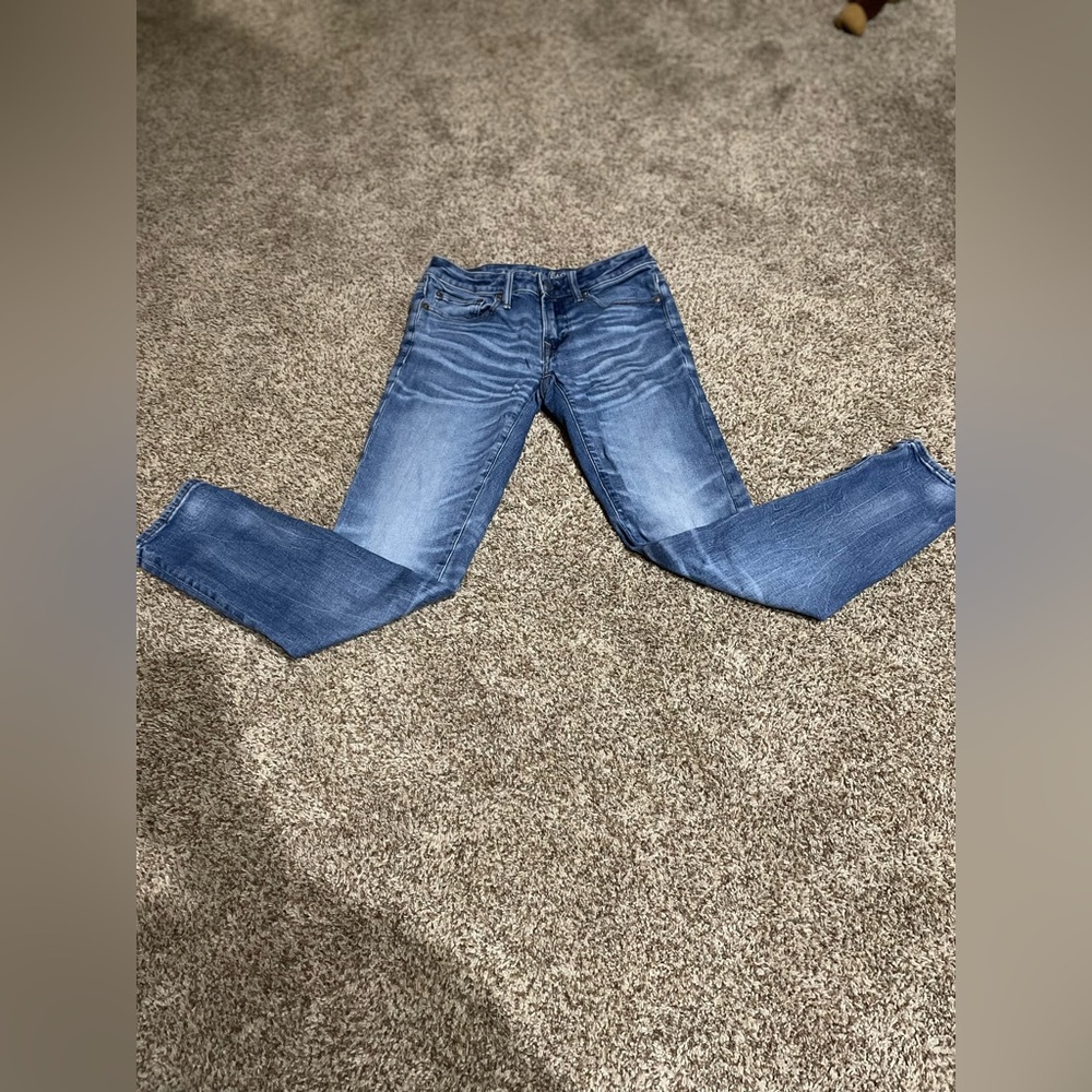 Men’s Distressed American Eagle Skinny Jeans